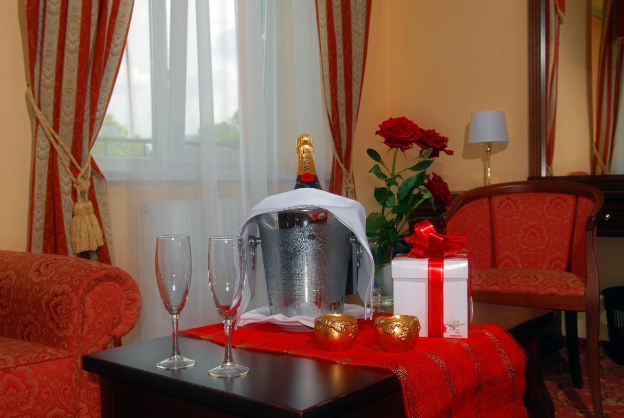 Royal Hotels And Spa Resorts Promenad تريسكافيتس المظهر الخارجي الصورة